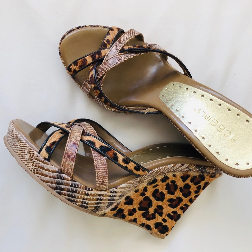 BCBG Leopard print fur Platform Wedge